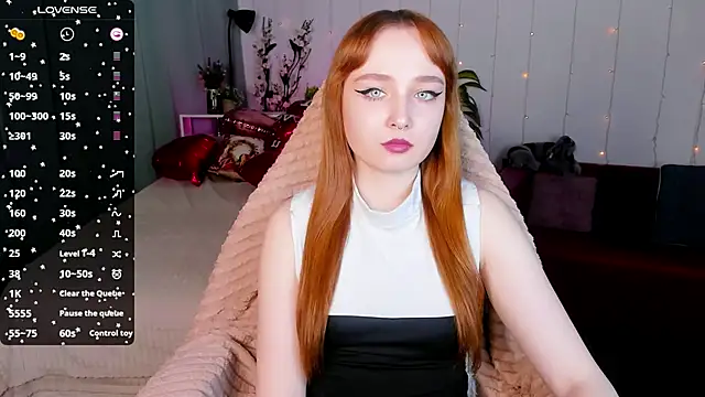 Snapshot of Emma_Chery chatting on 13, 2, 2025 Emma Chery online show from 13, 2, 2025