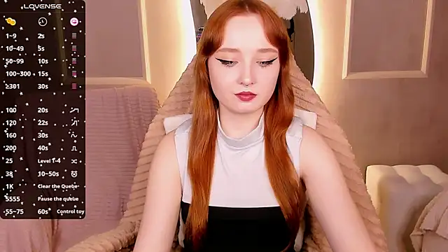 Snapshot of Emma_Chery chatting on 14, 3, 2025 Emma Chery online show from 14, 3, 2025