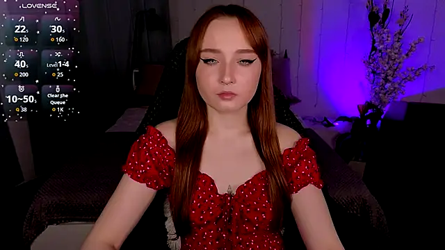 Snapshot of Emma_Chery chatting on 30, 11, 2025 Emma Chery online show from 30, 11, 2025