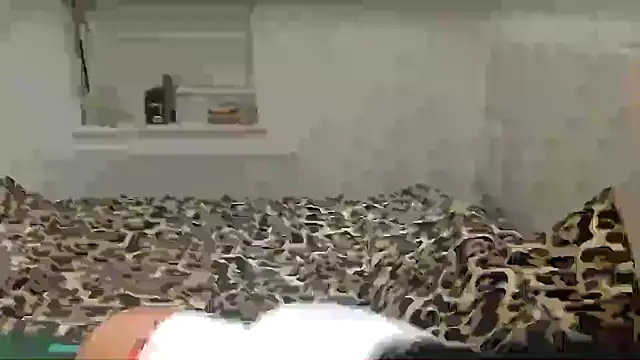 Snapshot of English_Brooke chatting on 21, 12, 2025 English Brooke online show from 21, 12, 2025