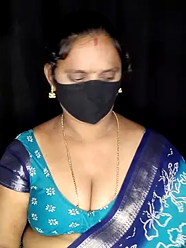 vintage-vibs online show from 4, 3, 2026