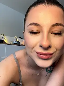 Mia-Minou online show from 9, 1, 2026