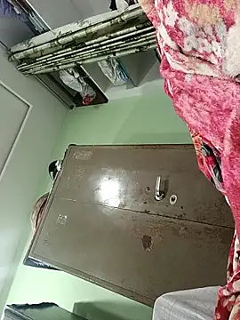 Snapshot of PVNRAO0831 chatting on 18, 10, 2025 PVNRAO0831 online show from 18, 10, 2025