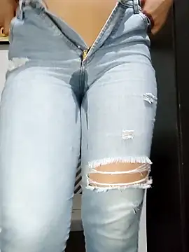 dulccemaria24 online show from 13, 3, 2025