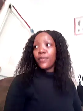 Snapshot of curvysexybody chatting on 17, 12, 2024 curvysexybody online show from 17, 12, 2024