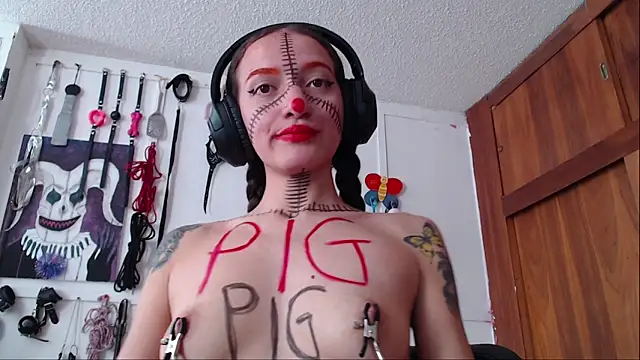 Snapshot of Eloise-brown chatting on 22, 1, 2025 Eloise-brown online show from 22, 1, 2025