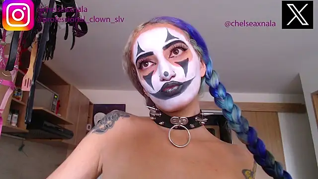 Snapshot of Eloise-brown chatting on 21, 9, 2025 Eloise-brown online show from 21, 9, 2025