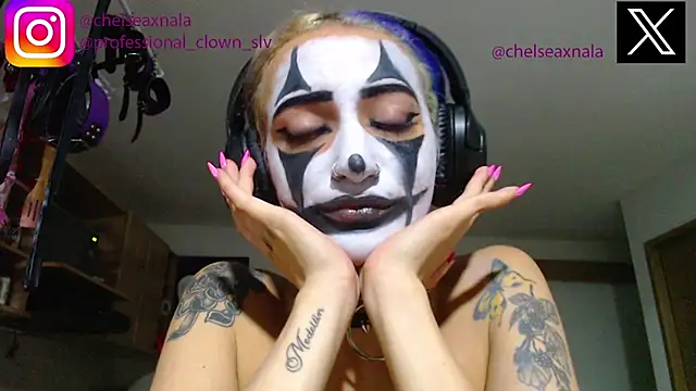 Snapshot of Eloise-brown chatting on 22, 9, 2025 Eloise-brown online show from 22, 9, 2025