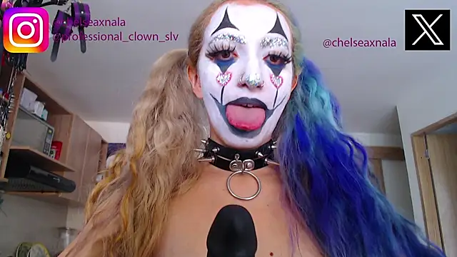 Snapshot of Eloise-brown chatting on 30, 9, 2025 Eloise-brown online show from 30, 9, 2025