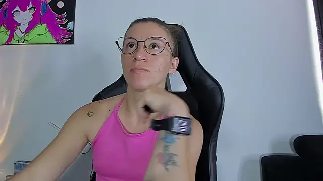 roxanne jones1 online show from 30, 6, 2026