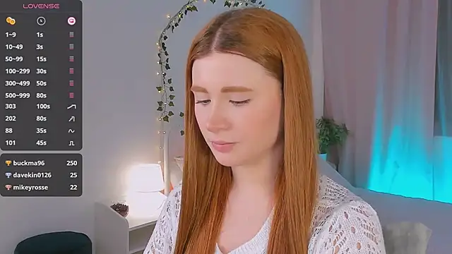 Freckle Diyana online show from 23, 1, 2025