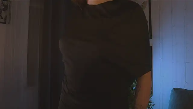 Freckle Diyana online show from 1, 10, 2025