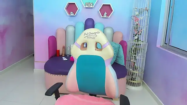 LYA SWEETX online show from 30, 1, 2025