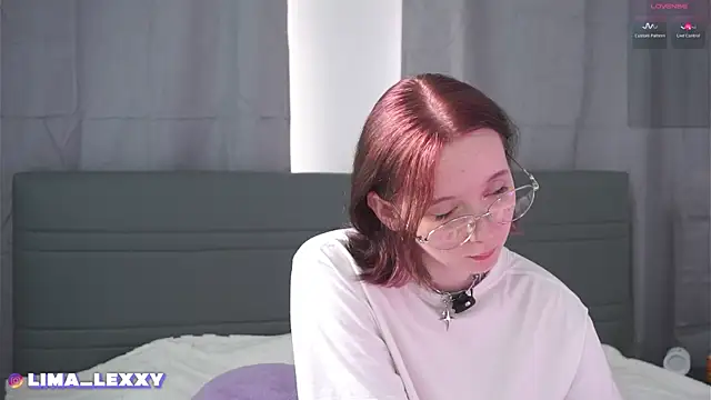 Snapshot of LimaLexxx chatting on 12, 6, 2026 LimaLexxx online show from 12, 6, 2026