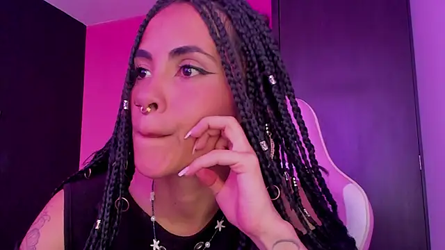 Snapshot of Juanadearco5 chatting on 14, 12, 2024 Juanadearco5 online show from 14, 12, 2024