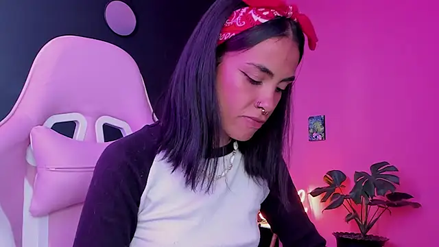 Snapshot of Juanadearco5 chatting on 6, 2, 2025 Juanadearco5 online show from 6, 2, 2025