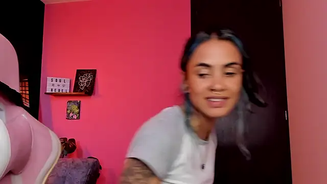 Snapshot of Juanadearco5 chatting on 28, 9, 2025 Juanadearco5 online show from 28, 9, 2025