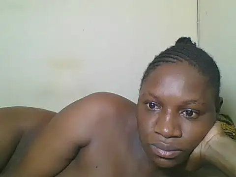 Prettyface25 online show from 26, 4, 2026