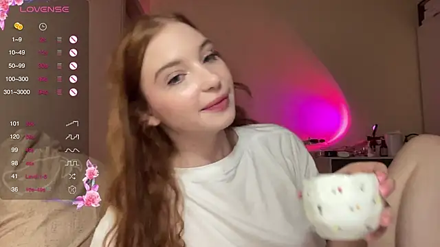 cinnabon girls online show from 30, 1, 2025