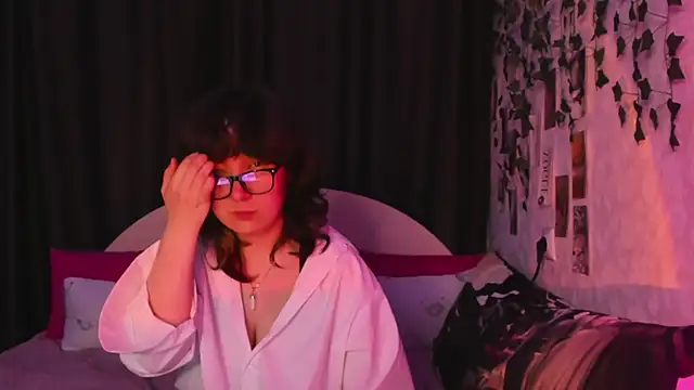 dreamgirllovee online show from 13, 9, 2025