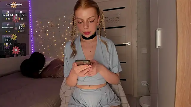 Hannah Carr online show from 19, 2, 2025