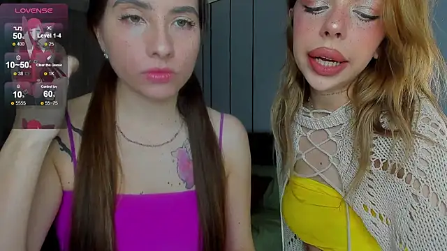 Snapshot of Hannah_Carr chatting on 5, 12, 2025 Hannah Carr online show from 5, 12, 2025