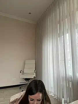 Hott Lolla online show from 2, 2, 2025