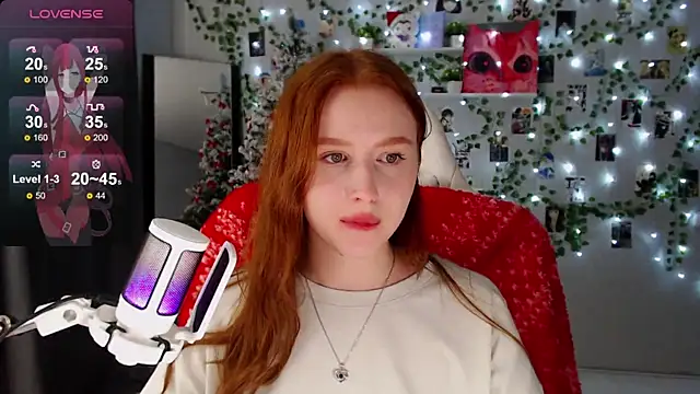 Snapshot of Meow_babe chatting on 12, 12, 2024 Meow babe online show from 12, 12, 2024