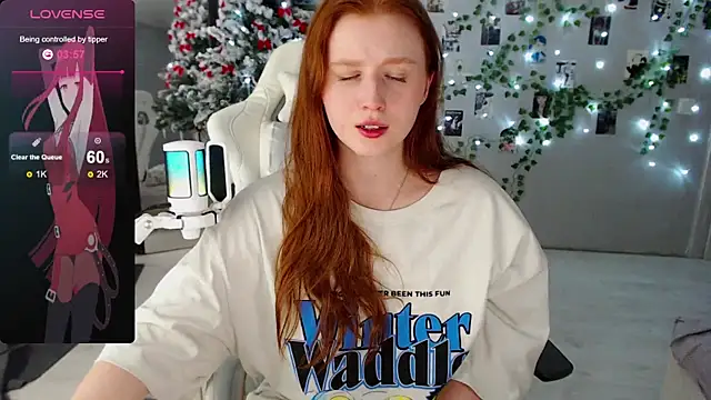 Snapshot of Meow_babe chatting on 20, 12, 2024 Meow babe online show from 20, 12, 2024