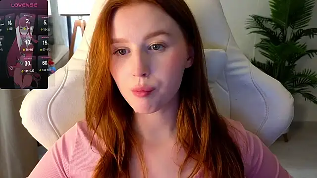 Snapshot of Meow_babe chatting on 9, 2, 2025 Meow babe online show from 9, 2, 2025