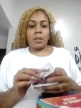 ELLA KELLY online show from 17, 1, 2026