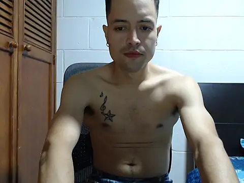 Snapshot of dimitriquiet05 chatting on 8, 2, 2026 dimitriquiet05 online show from 8, 2, 2026