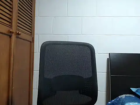 Snapshot of dimitriquiet05 chatting on 11, 2, 2026 dimitriquiet05 online show from 11, 2, 2026