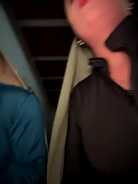 lalilamassu1 online show from 27, 9, 2025