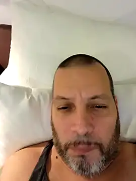 Snapshot of Just2much chatting on 18, 12, 2025 Just2much online show from 18, 12, 2025