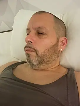 Snapshot of Just2much chatting on 8, 1, 2026 Just2much online show from 8, 1, 2026