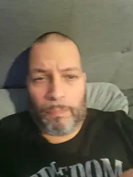 Snapshot of Just2much chatting on 2, 2, 2026 Just2much online show from 2, 2, 2026