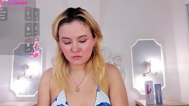 Snapshot of Sara__Williams chatting on 7, 1, 2025 Sara Williams online show from 7, 1, 2025