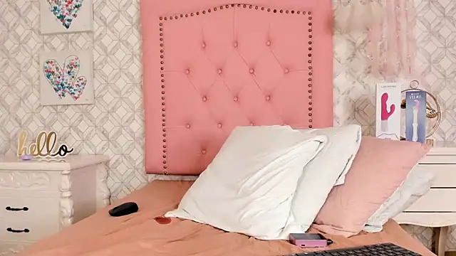 Snapshot of Sara__Williams chatting on 17, 1, 2025 Sara Williams online show from 17, 1, 2025