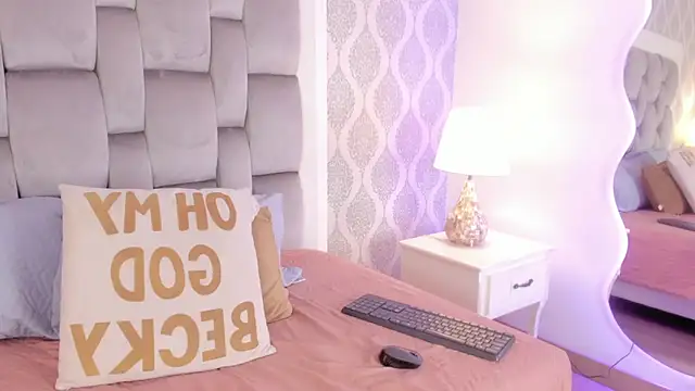 Snapshot of Sara__Williams chatting on 27, 2, 2025 Sara Williams online show from 27, 2, 2025