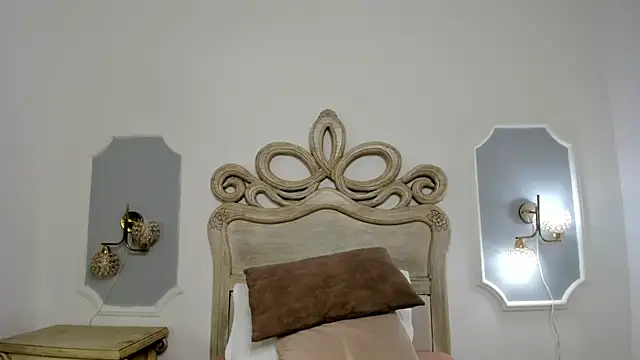 Snapshot of Sara__Williams chatting on 30, 10, 2025 Sara Williams online show from 30, 10, 2025