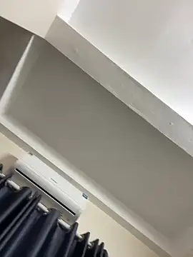 Snapshot of Louis_Baby chatting on 24, 2, 2025 Louis Baby online show from 24, 2, 2025