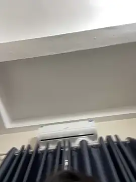 Snapshot of Louis_Baby chatting on 10, 3, 2025 Louis Baby online show from 10, 3, 2025