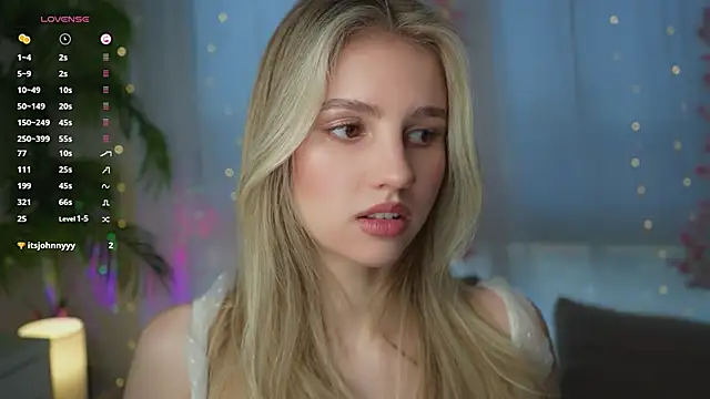 Snapshot of Fluffy-Angel chatting on 26, 1, 2025 Fluffy-Angel online show from 26, 1, 2025