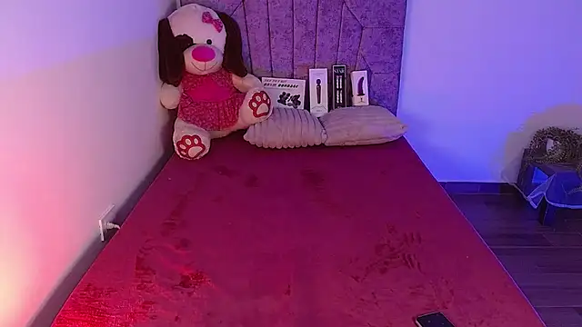 fluffy peit16 online show from 28, 11, 2025