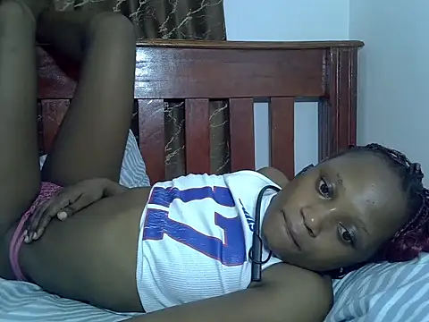 SpicyPetite online show from 17, 2, 2026