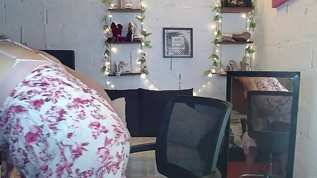 missrosario stepmoan online show from 12, 2, 2026