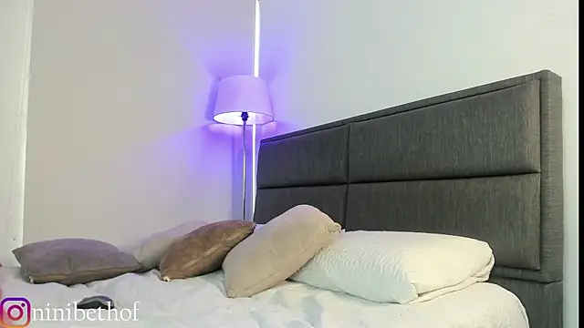 Snapshot of lady_ni_ chatting on 31, 1, 2025 lady ni online show from 31, 1, 2025