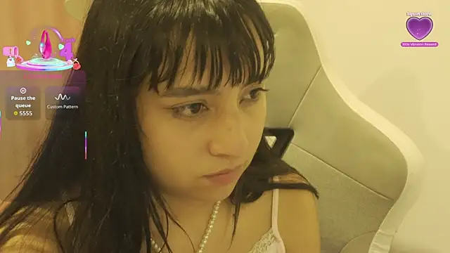 Snapshot of emitaa17228o chatting on 30, 5, 2026 emitaa17228o online show from 30, 5, 2026