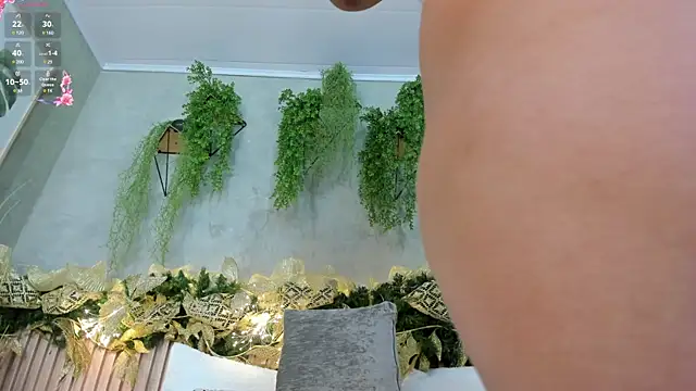 Snapshot of Lana_Lann chatting on 22, 12, 2024 Lana Lann online show from 22, 12, 2024